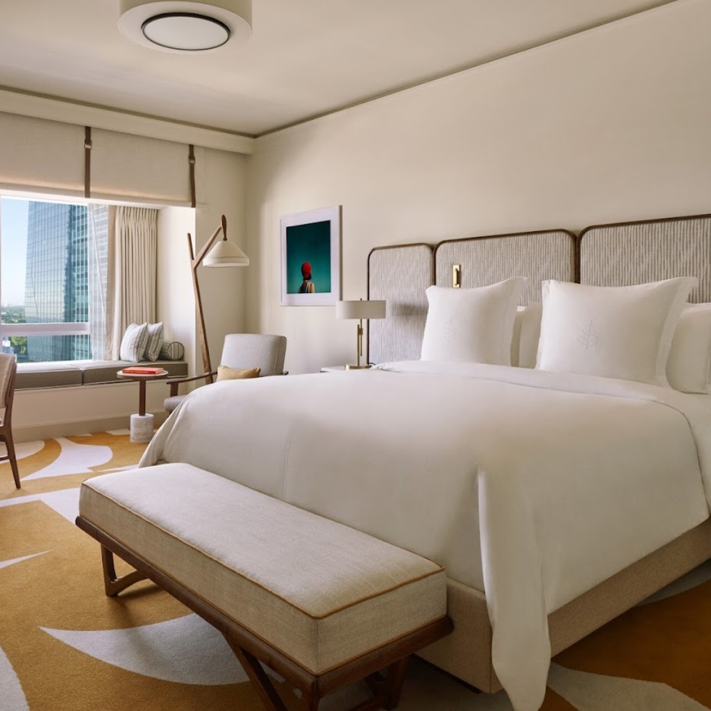 Four Seasons Hotel Miami