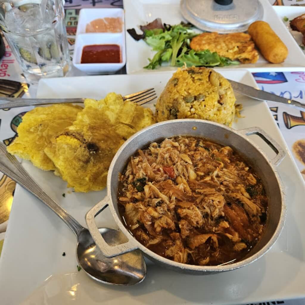 Guiso Isla Del Encanto