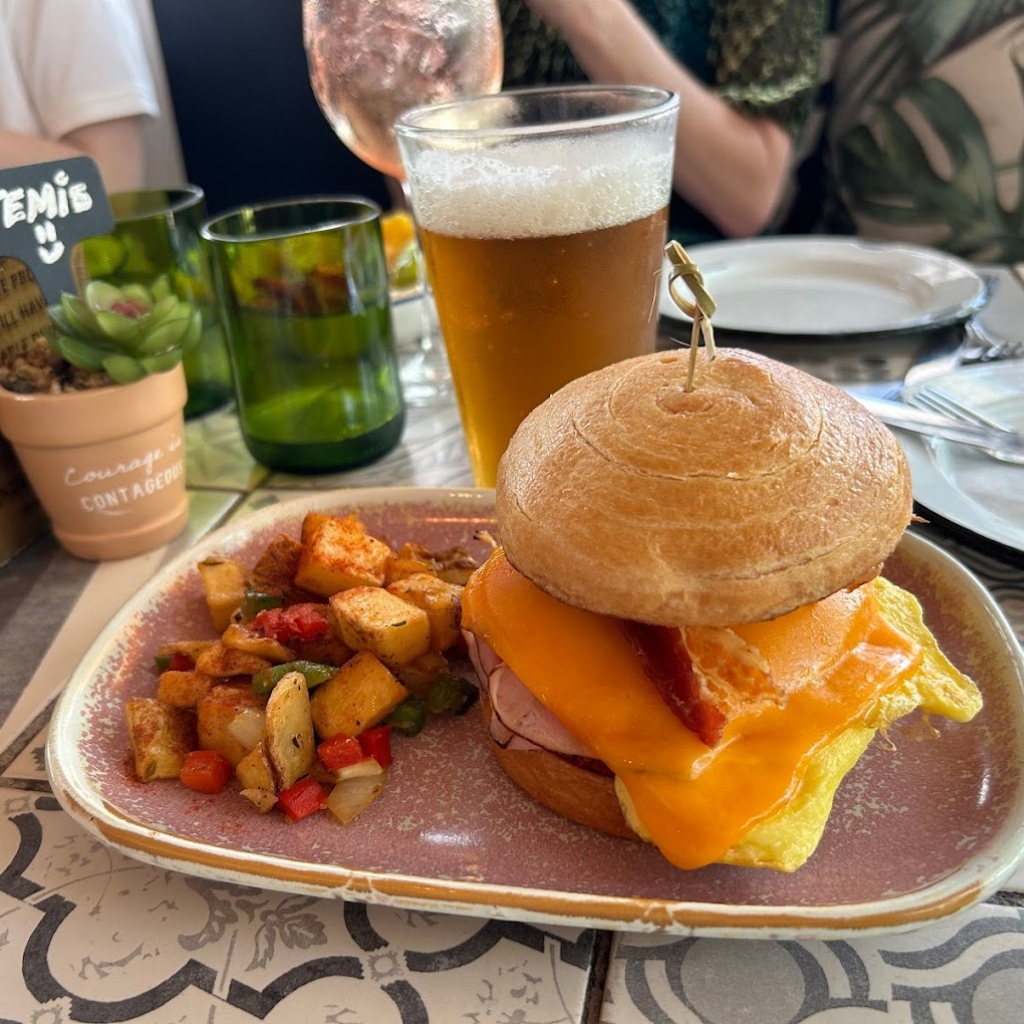 restaurant con show en miami