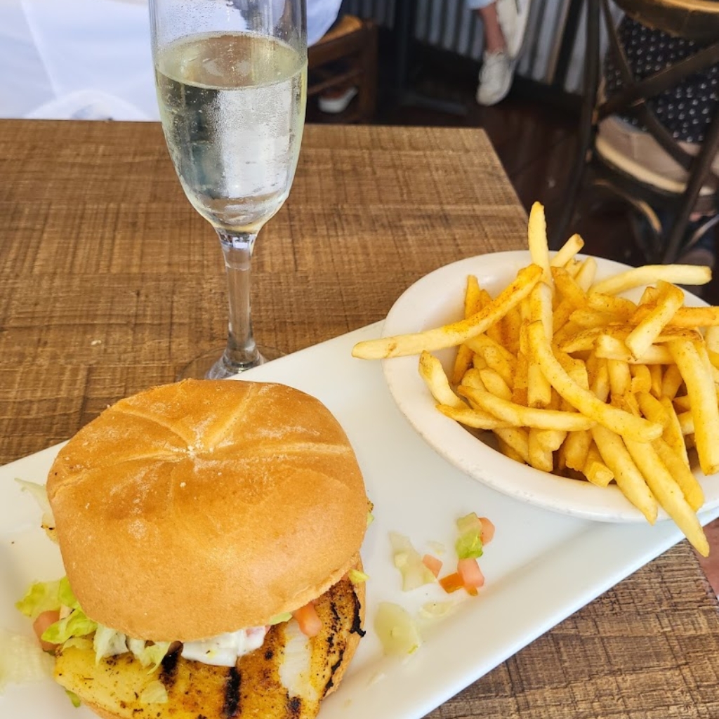 Hamburguesa y papas