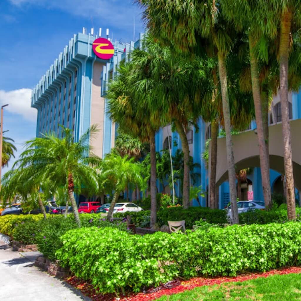 Hotel Clarion Inn & Suites Miami International Airport