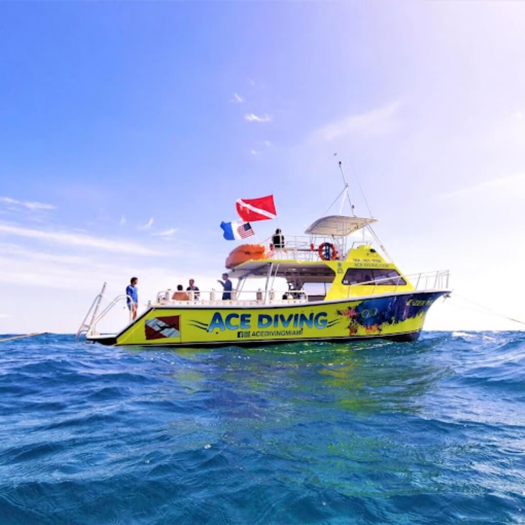 Instalaciones Ace Diving Miami