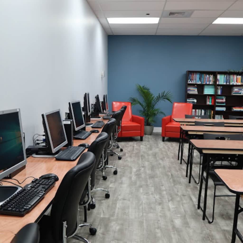 Instalaciones FVI School of Nursing and Technology