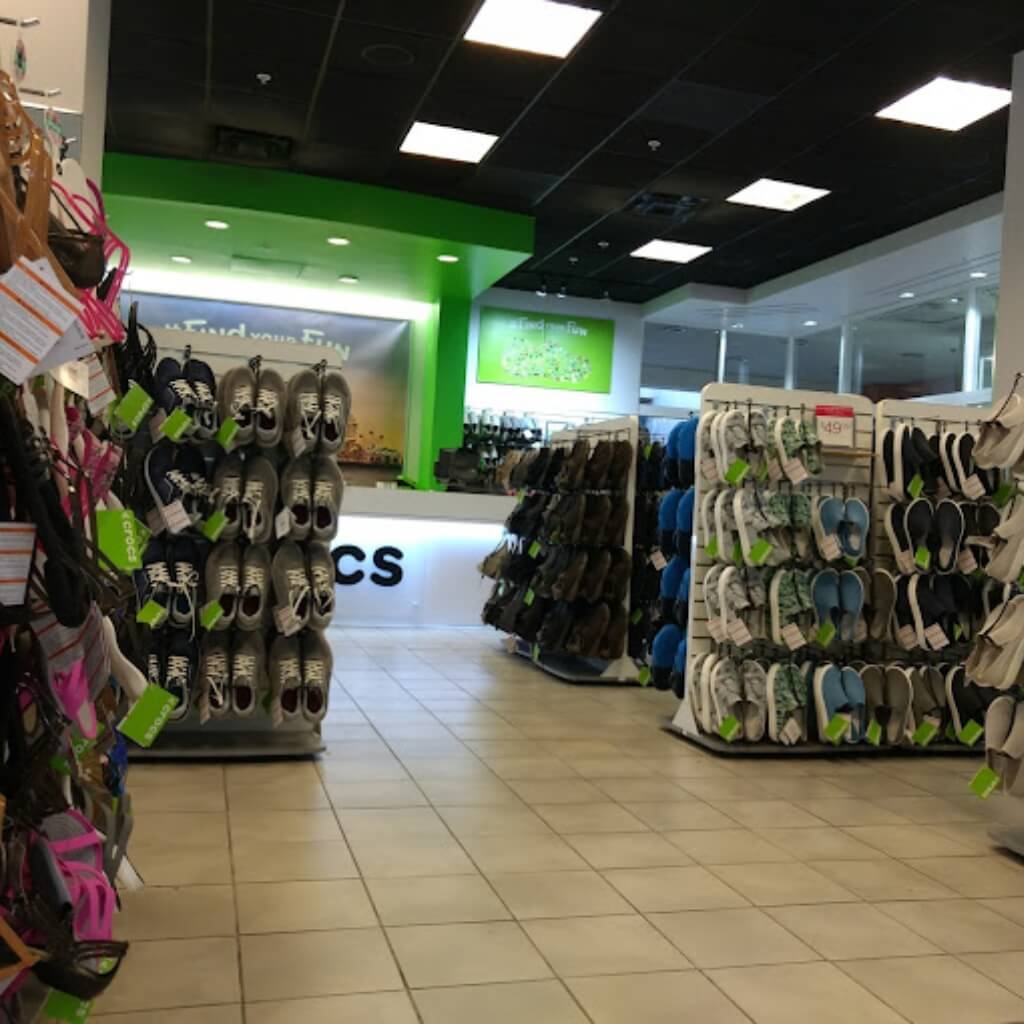 Instalaciones de Crocs at Bayside Marketplace