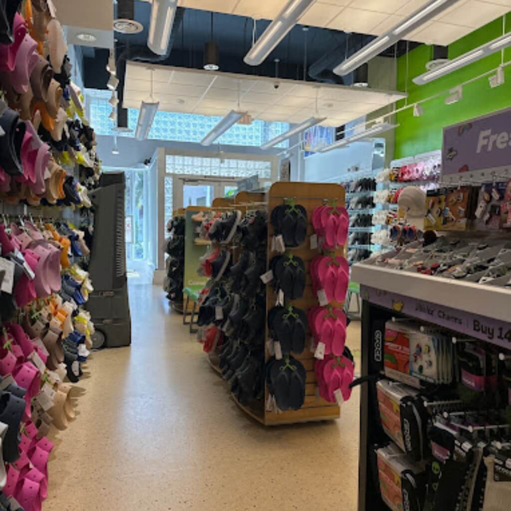 Instalaciones de Crocs at Lincoln Road