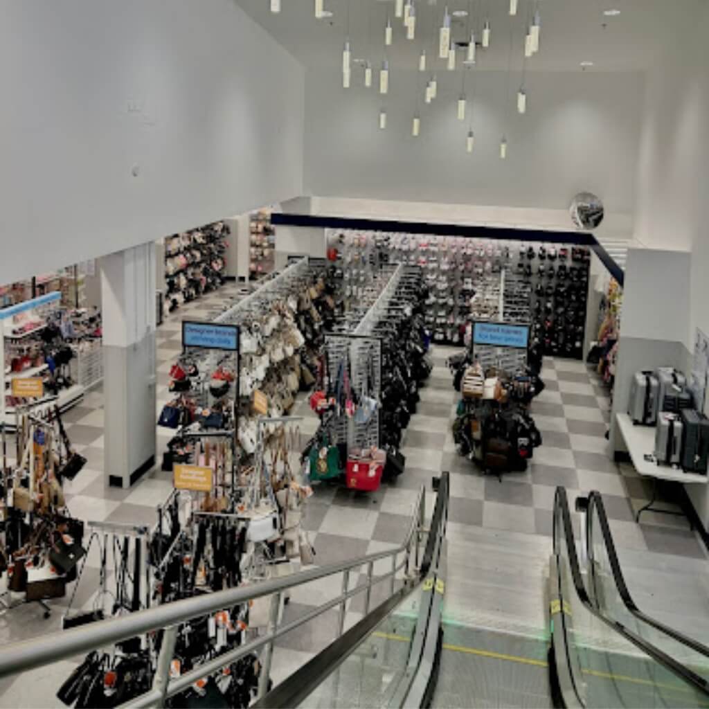 Interior de la tienda Ross Dress for Less