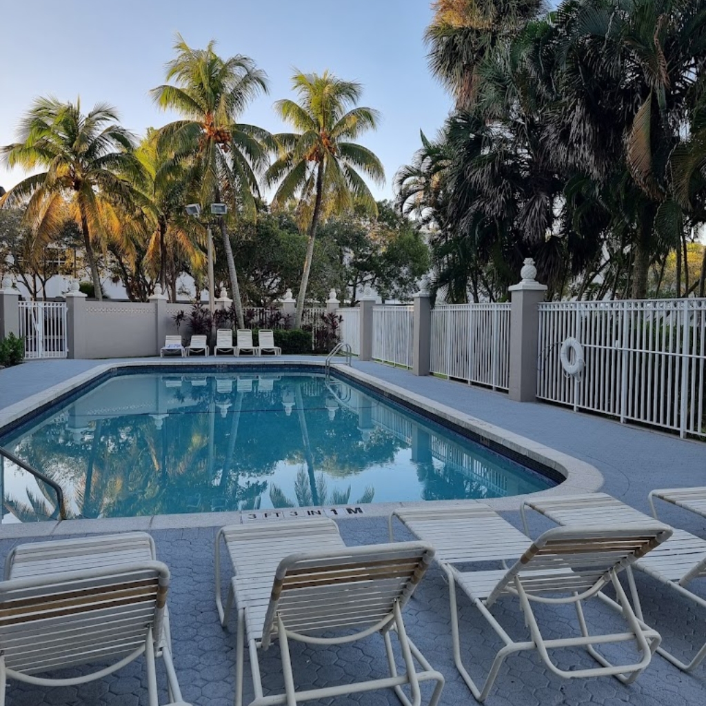 La Quinta Inn & Suites by Wyndham Sunrise
