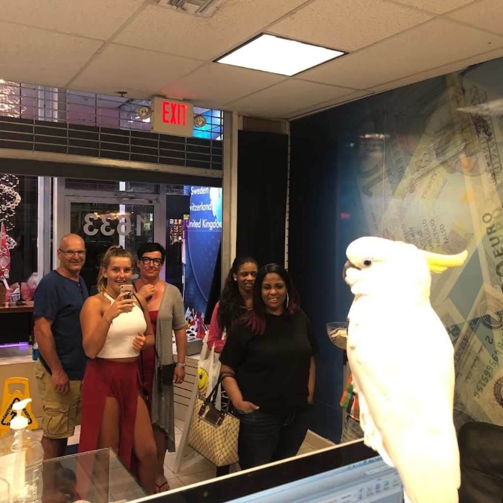 Lincoln Currency Exchange-1633 Washington Ave
