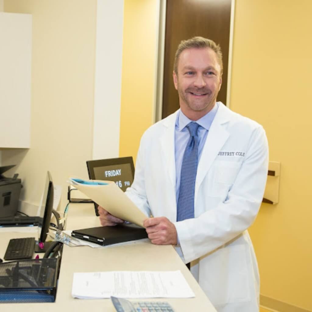 Médicos Bosley - Hair Restoration & Transplant - Miami