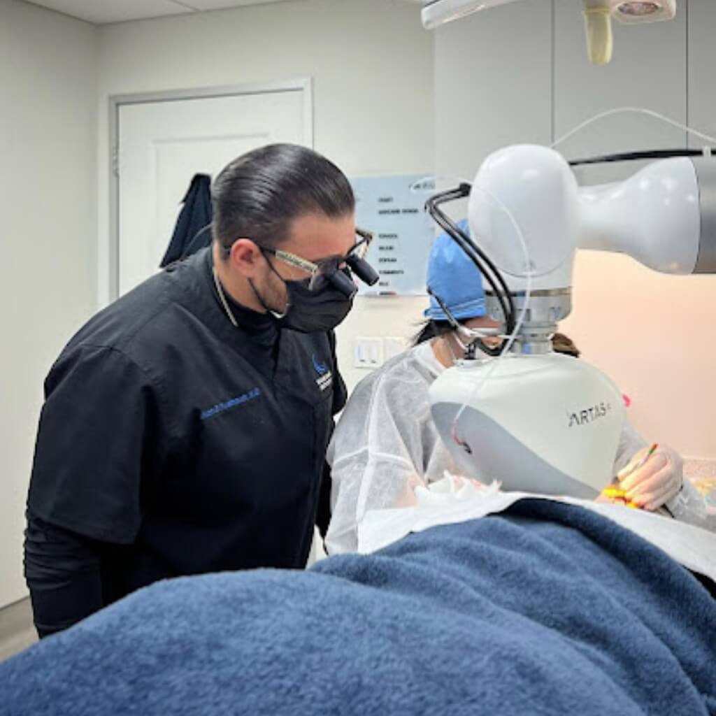 Médicos Miami Hair Institute