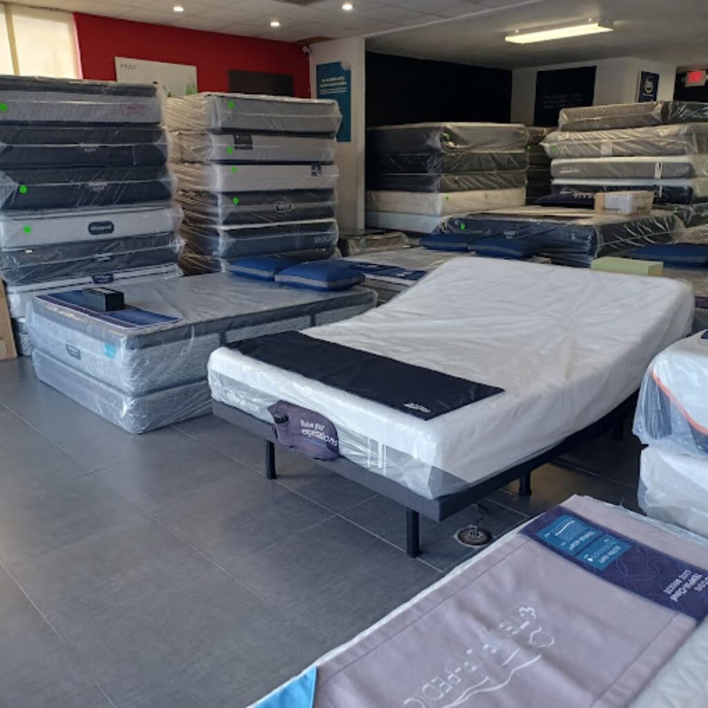 Muebles Mattress Collections