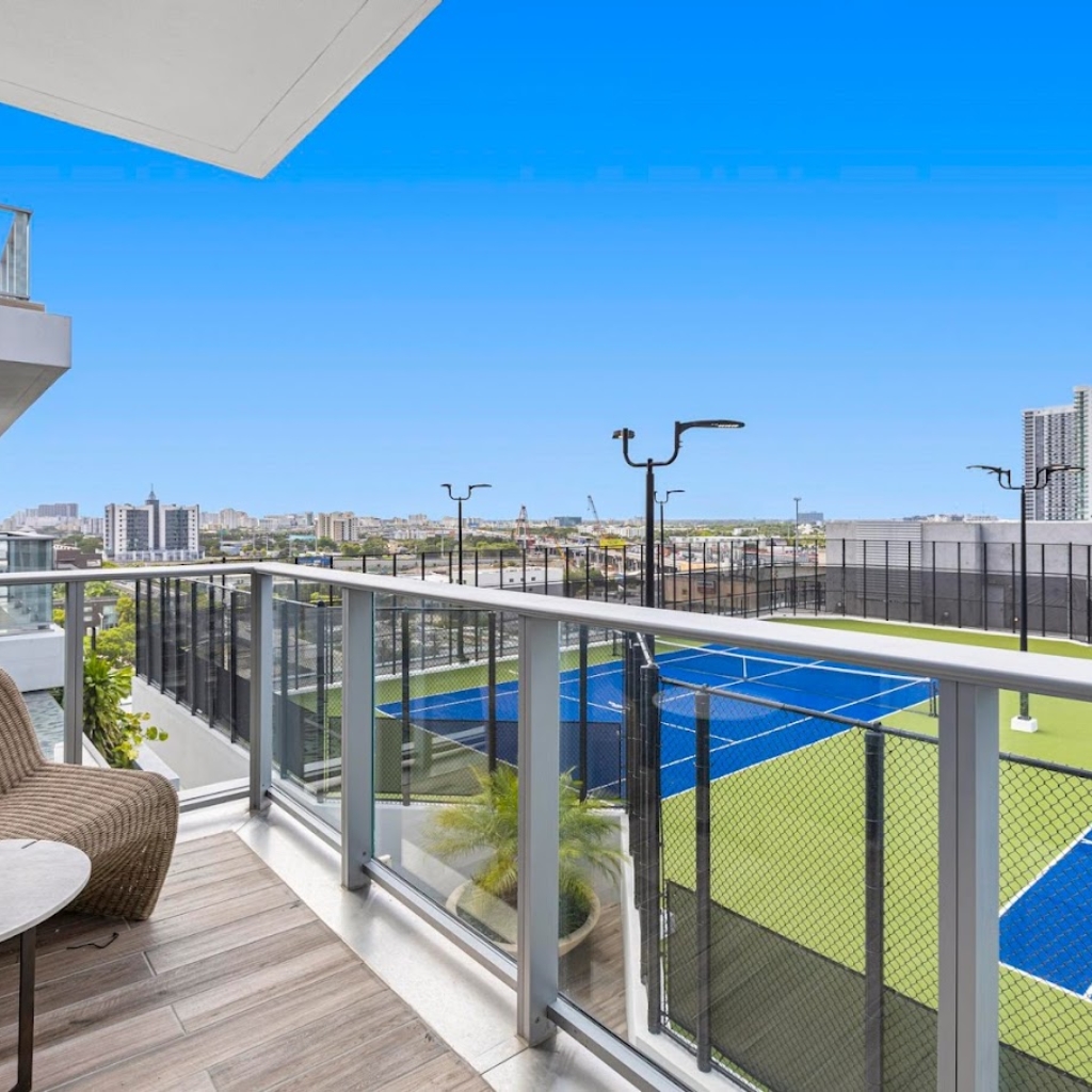 Paramount Miami Worldcenter
