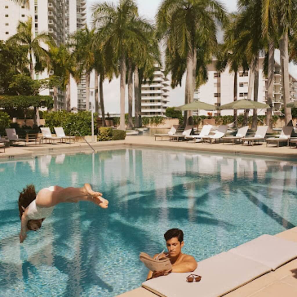 Piscina Four Seasons Hotel Miami