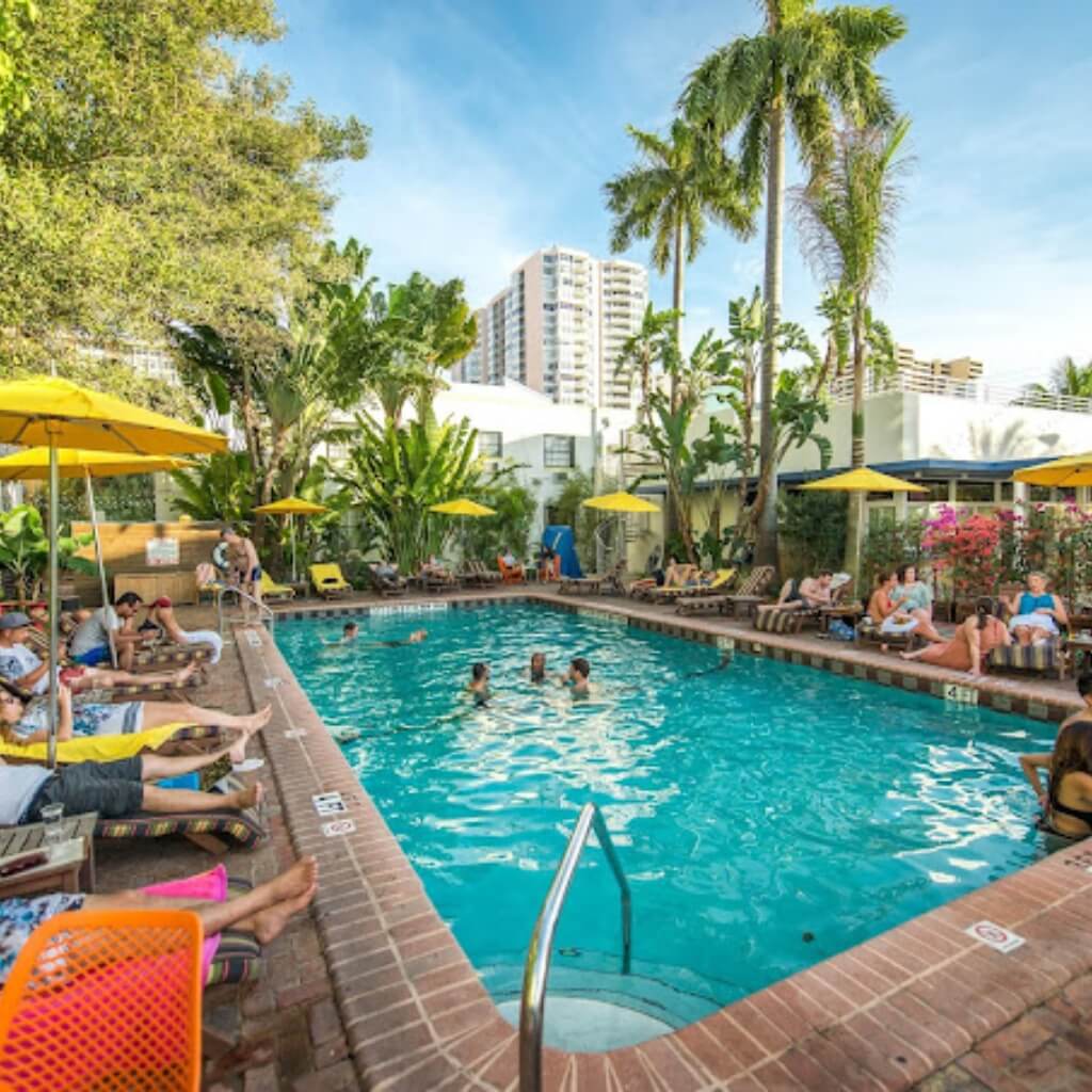 Piscina Freehand Miami