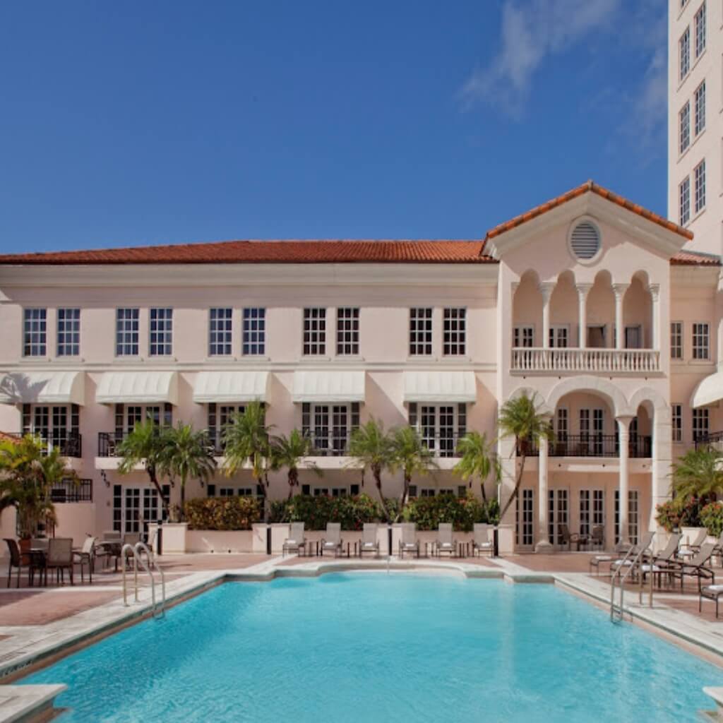 Piscina Hyatt Regency Coral Gables
