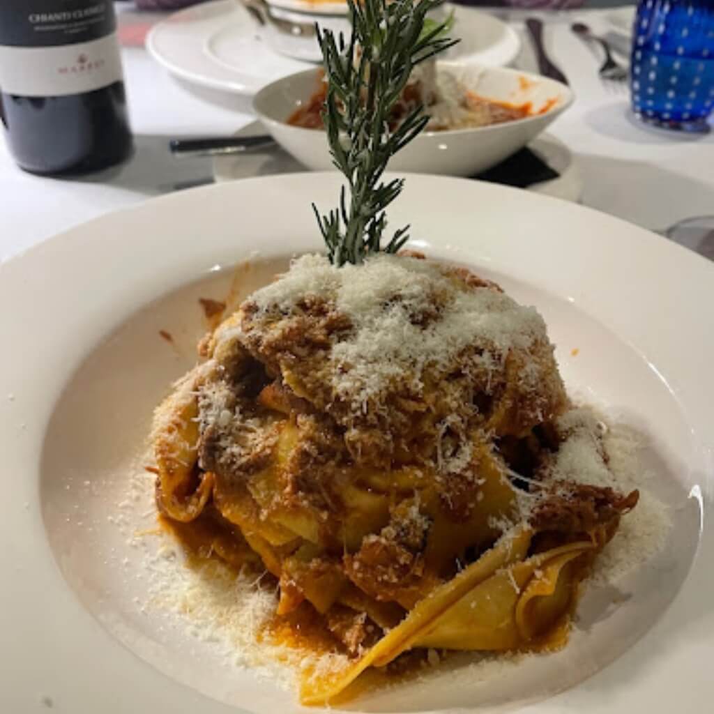 Platillo Ferraro's Kitchen Restaurant and Wine Bar