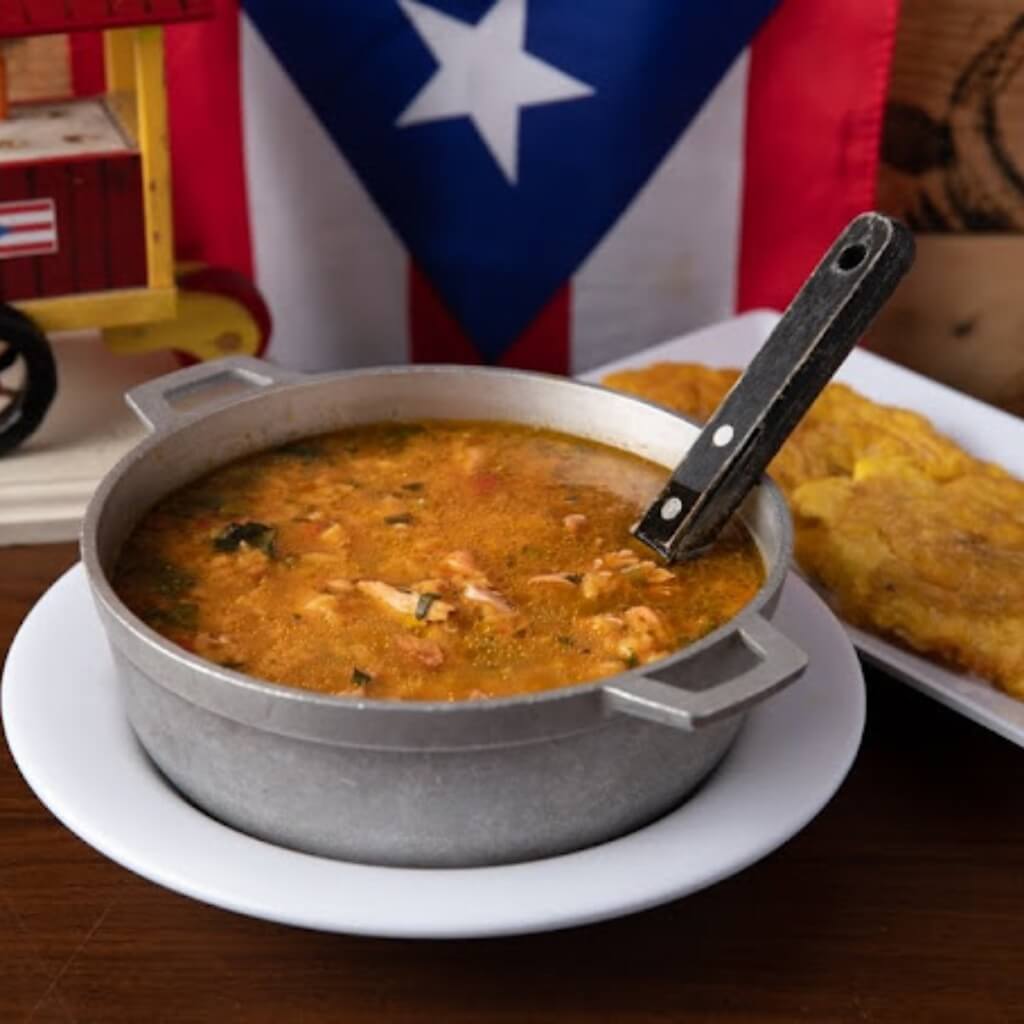 Plato Isla Del Encanto