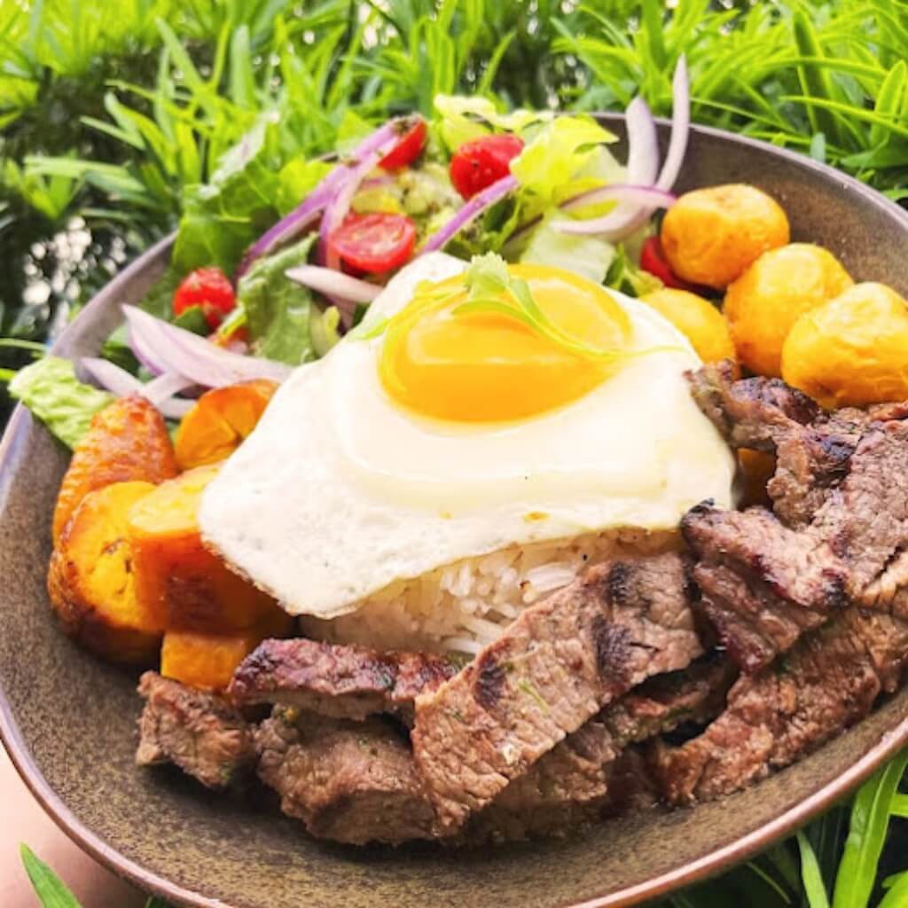 Plato Luka Restaurant and Coffee