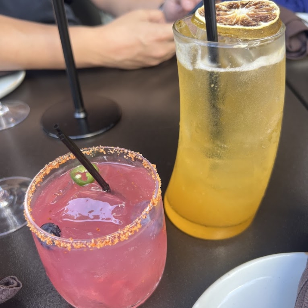 AlmaRosa Restaurant & Lounge - Cocteles