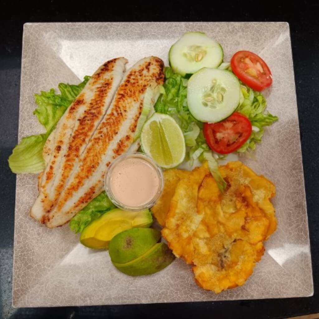 Pollo Altas Café Restaurante