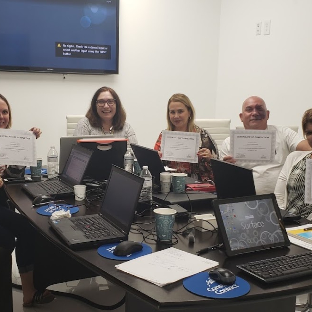 Quickbooks by Viviana Mendez
