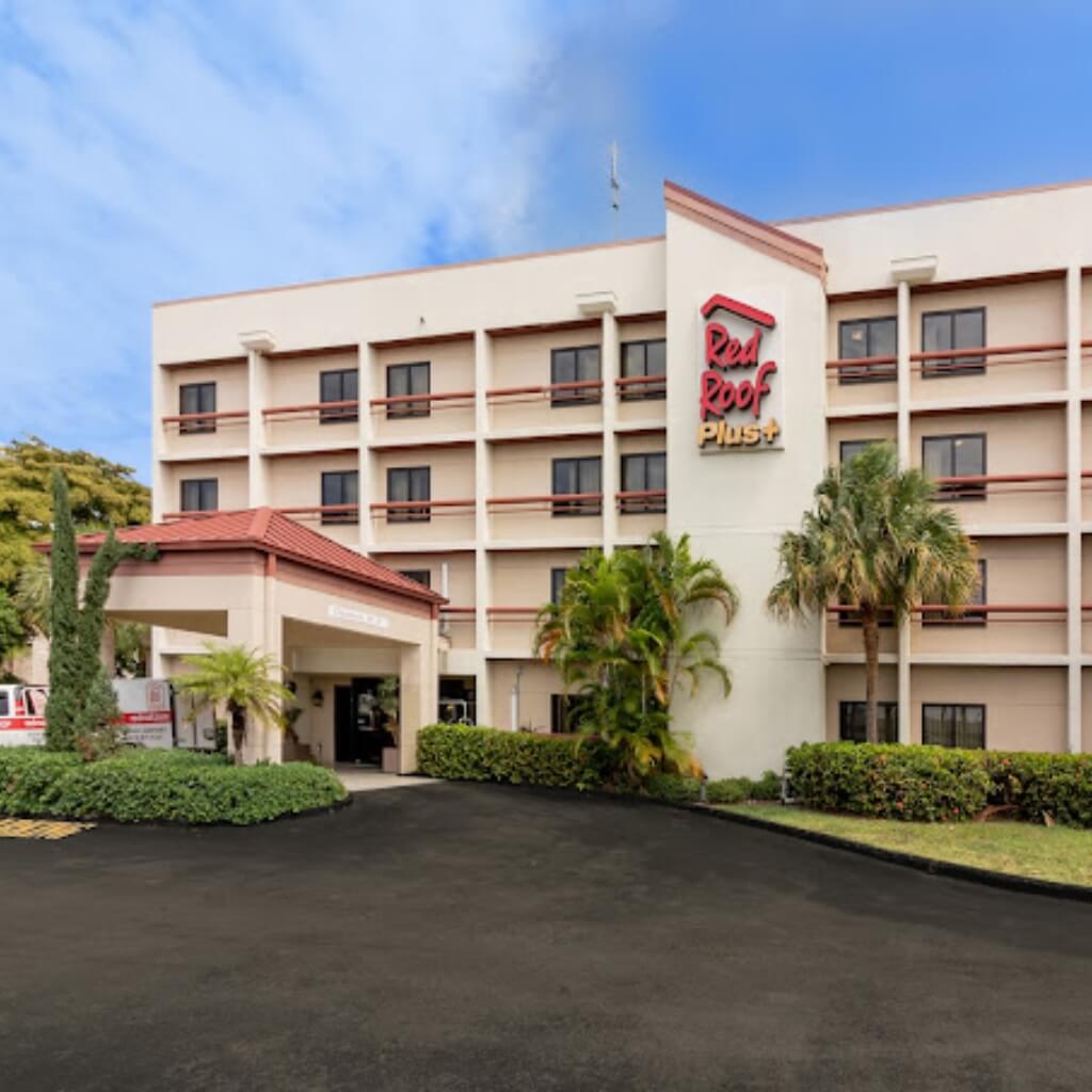 Red Roof PLUS+ Miami Airport