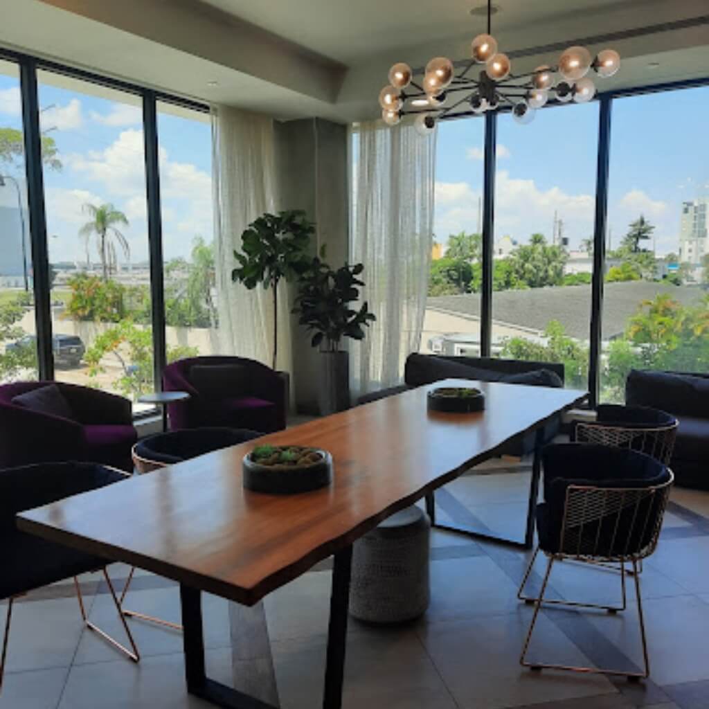 Restaurante Comfort Inn & Suites Miami International Airport