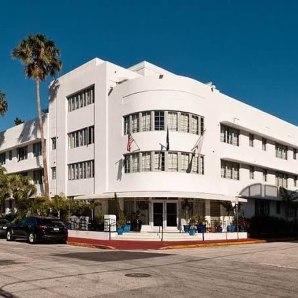 Riviera Suites South Beach