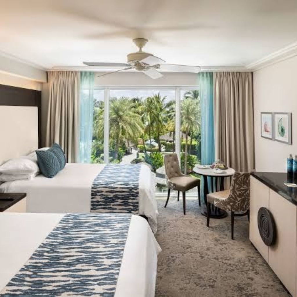 The Palms Hotel & Spa
