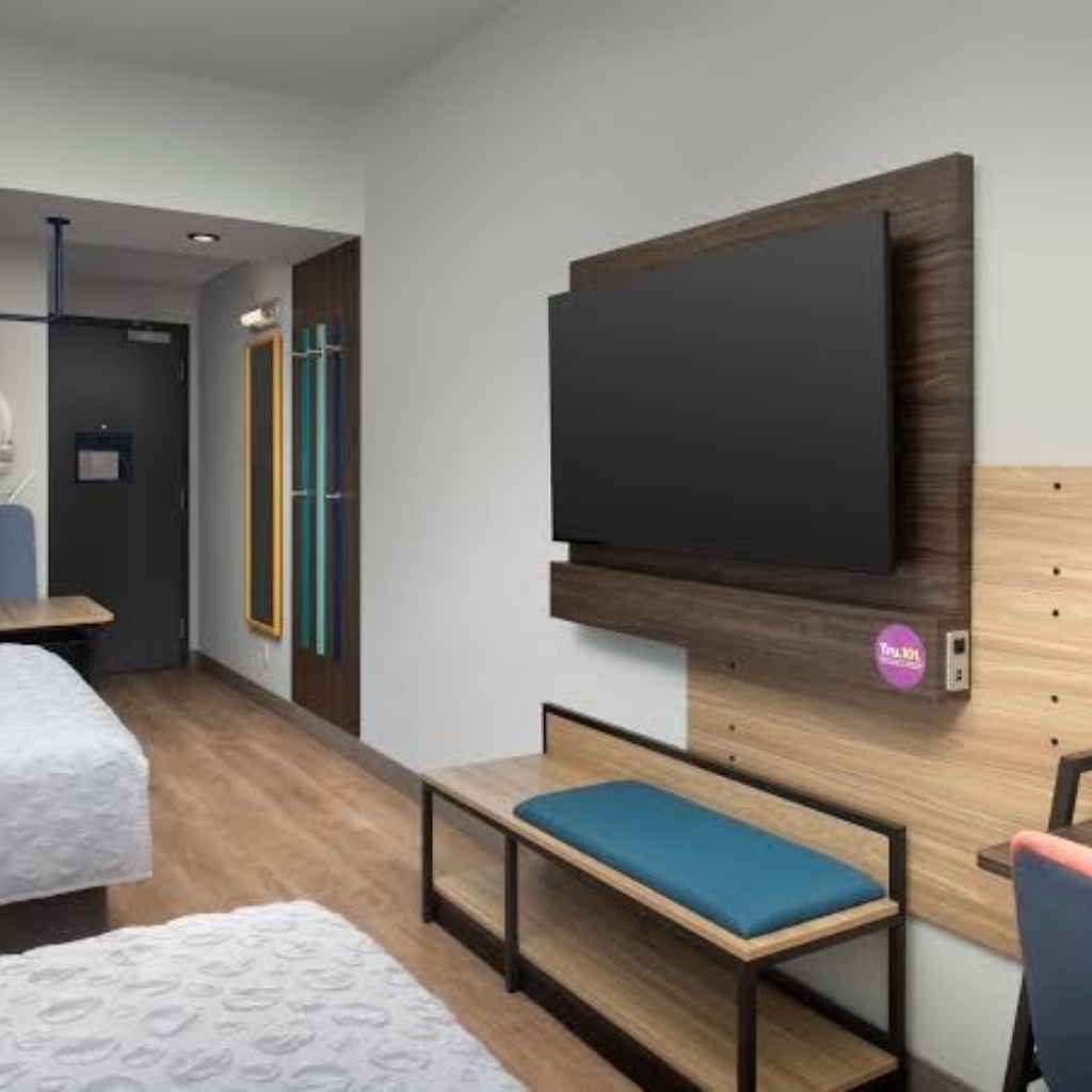 Tru By Hilton Miami West Brickell
