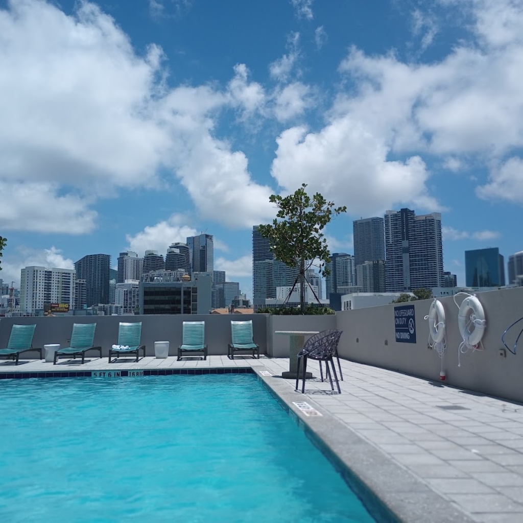 Tru By Hilton Miami West Brickell
