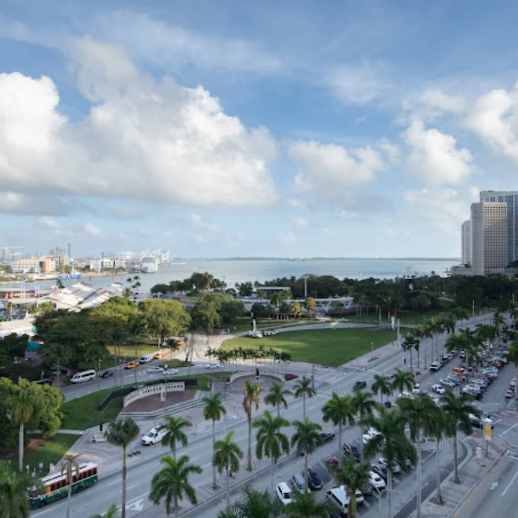 Vista Holiday Inn Port of Miami-Downtown, an IHG Hotel