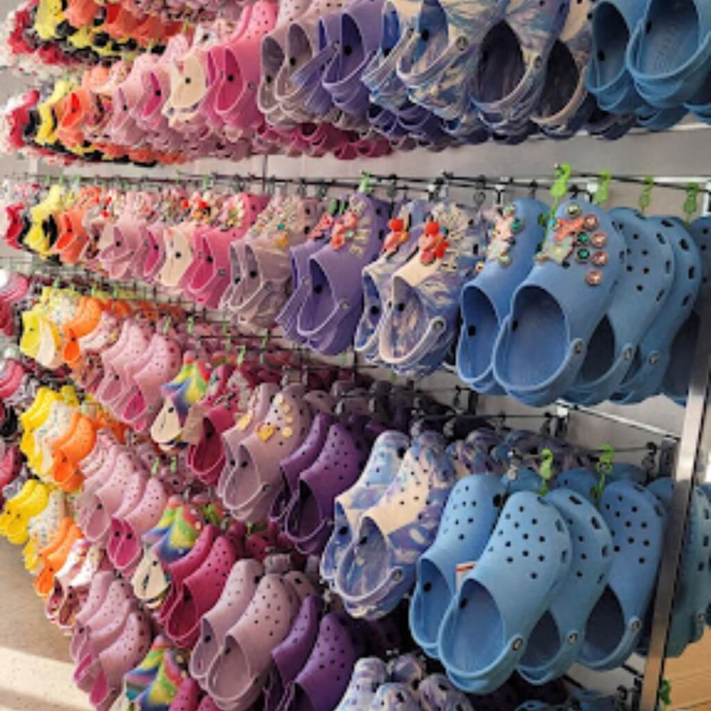 Zapatos Crocs at Lincoln Road