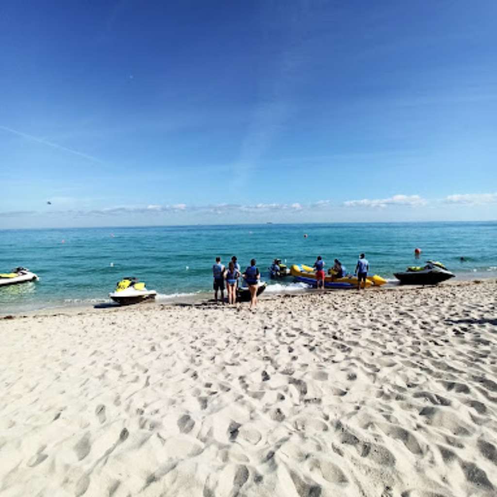 BouYah Watersports - Loews Miami Beach Hotel
