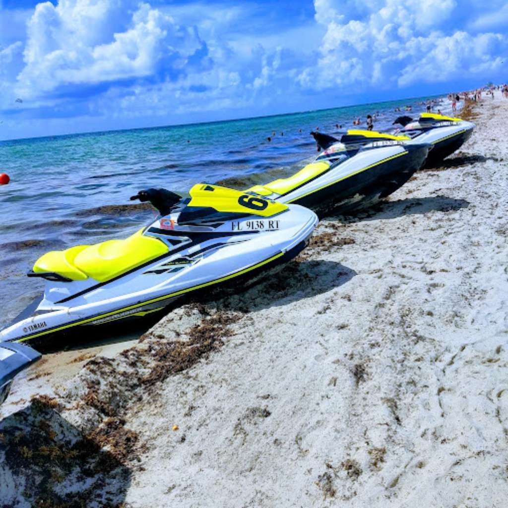 BouYah Watersports - Loews Miami Beach Hotel
