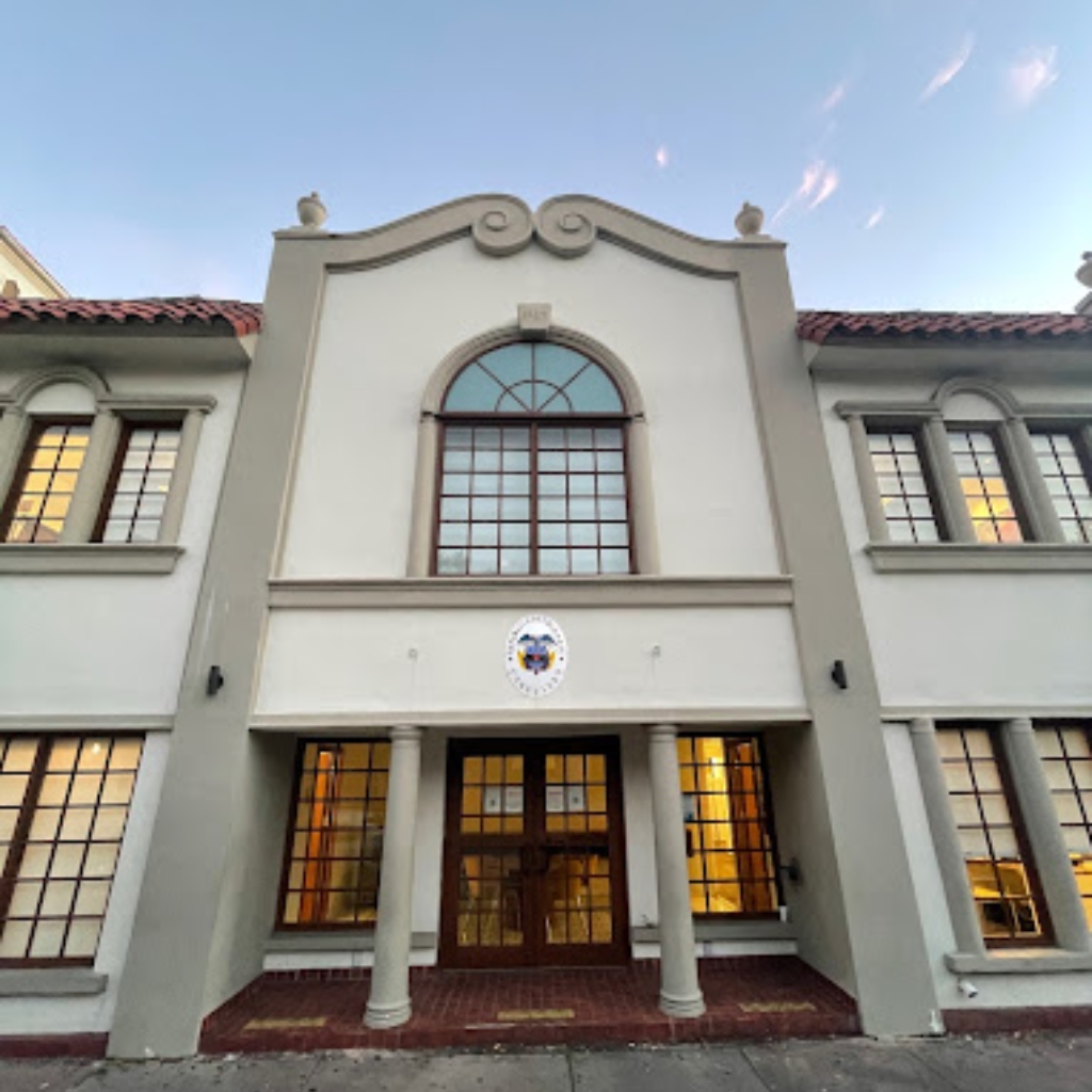 Consulado De Colombia En Miami - Frente