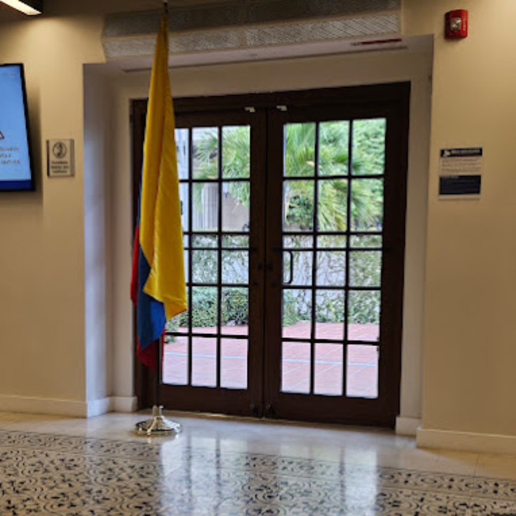 Consulado De Colombia En Miami - Interior