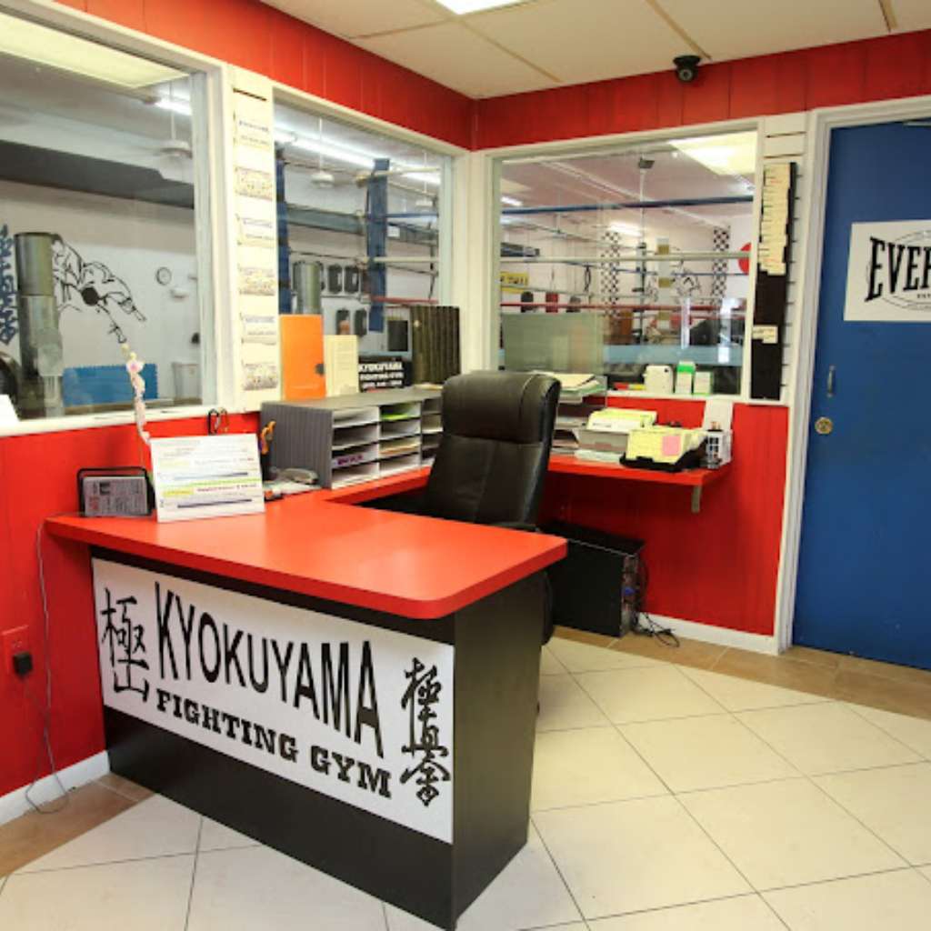 escuelas de karate cerca de mi